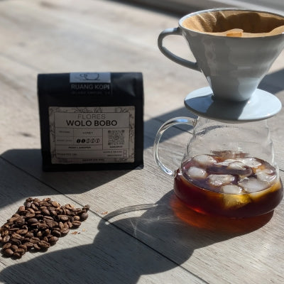 Ruang Kopi Flores Wolo Bobo brewed Japanese-Style Iced Pour Over Coffee with Hario V60